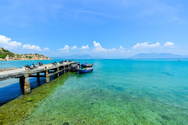 Nhung hon dao hut du khach cua Khanh Hoa hinh anh
