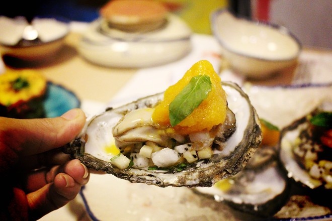 10 quan oc luon dong khach cua TP HCM hinh anh