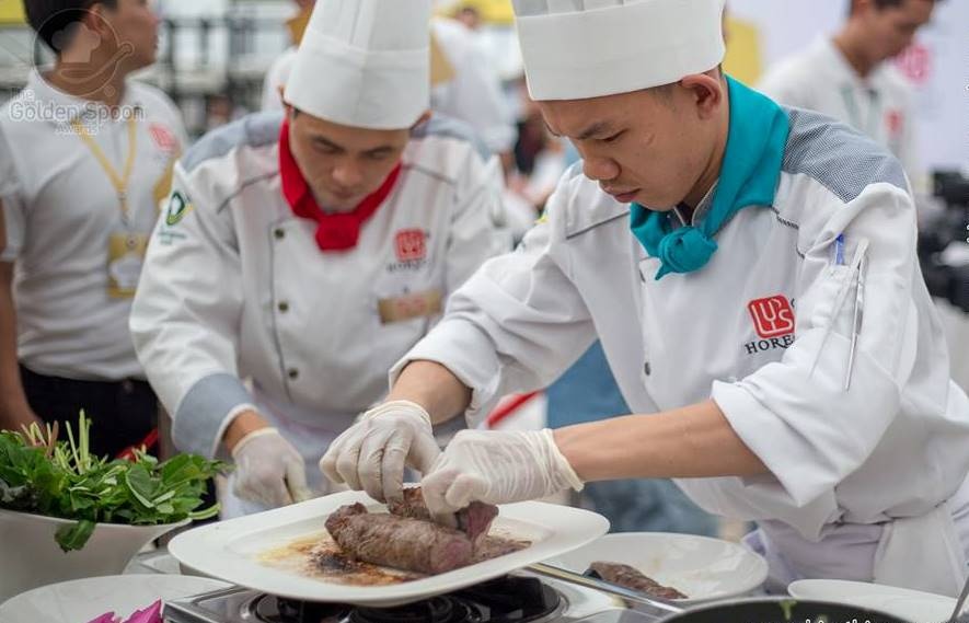 Chiếc thìa vàng ảnh 1 Chiec thia vang anh 1