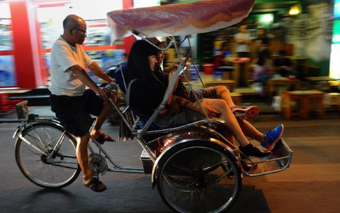 Chi phi quang ba du lich Viet Nam qua 'khiem ton' hinh anh