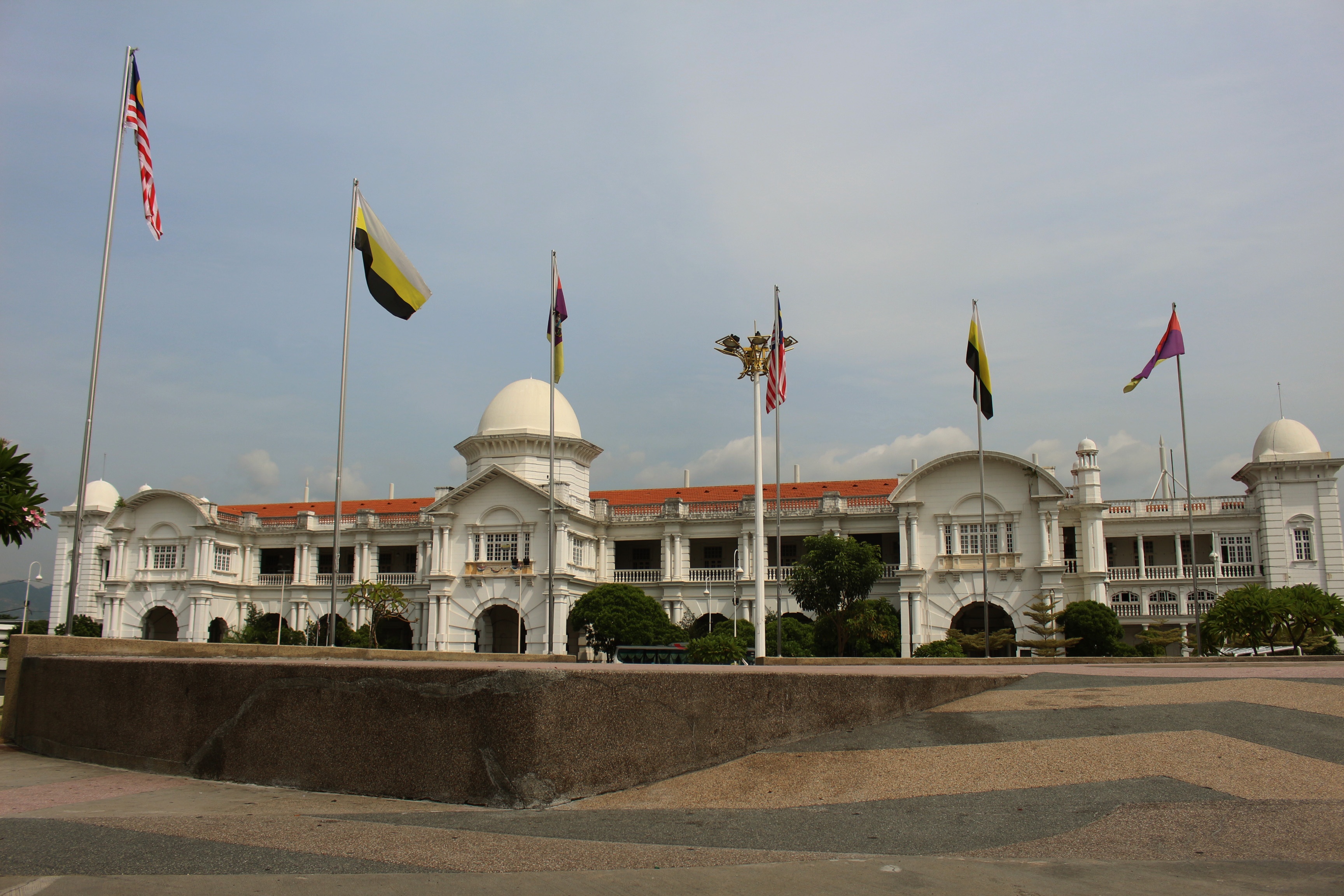 Lang thang xu ca phe trang voi 7 trieu dong hinh anh