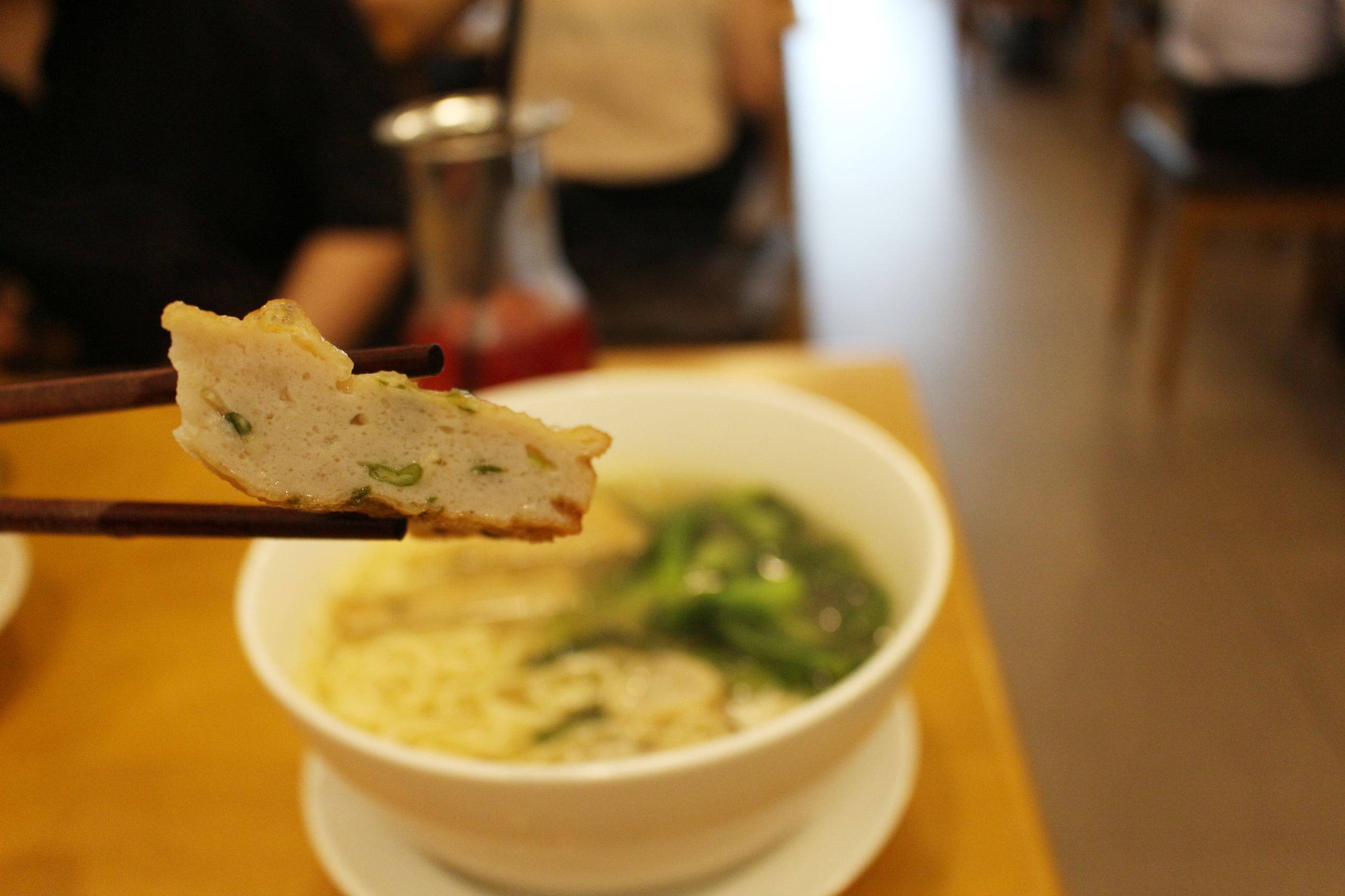 Mi chua cay ca thac lac ket hop 3 nen am thuc hinh anh