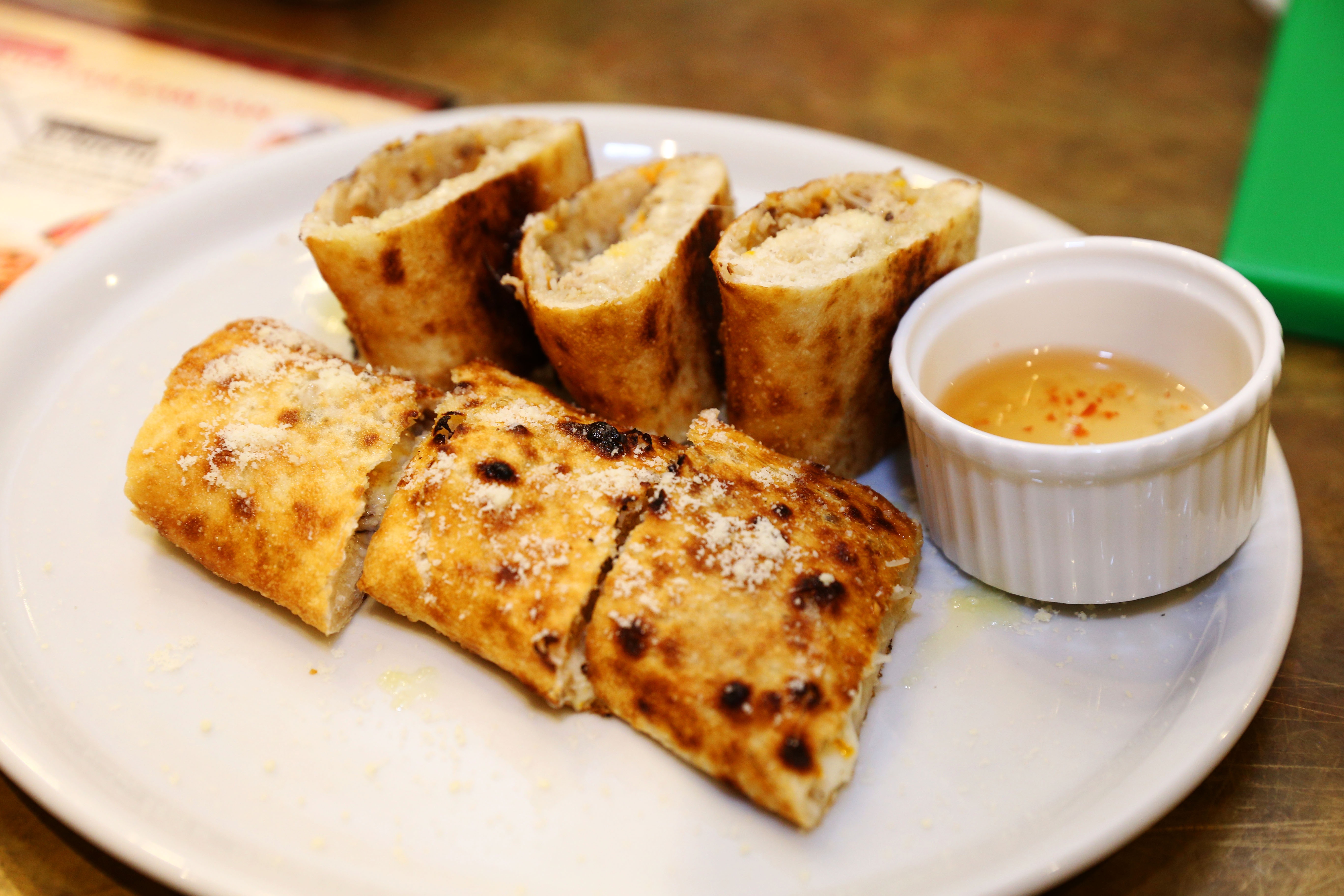 Pizza cha gio moi la hut gioi tre Sai thanh hinh anh