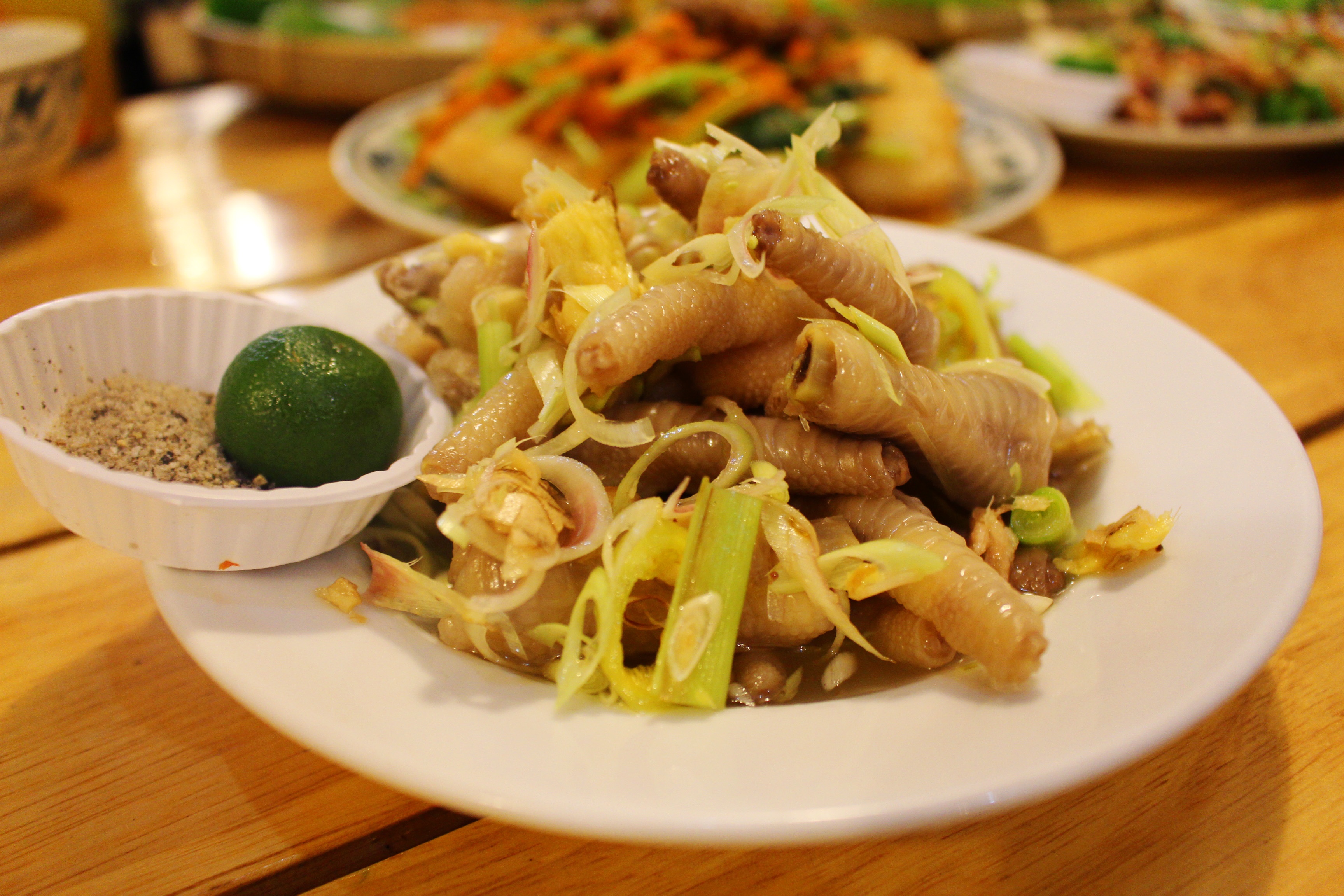 Cách làm chân gà ngâm sả tắc ảnh 1 Cach lam chan ga ngam sa tac anh 1