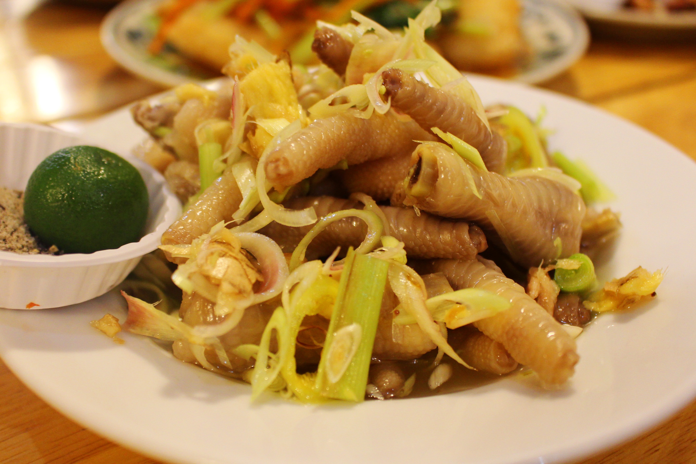 Cach lam chan ga ngam sa tac nham nhi cuoi tuan hinh anh