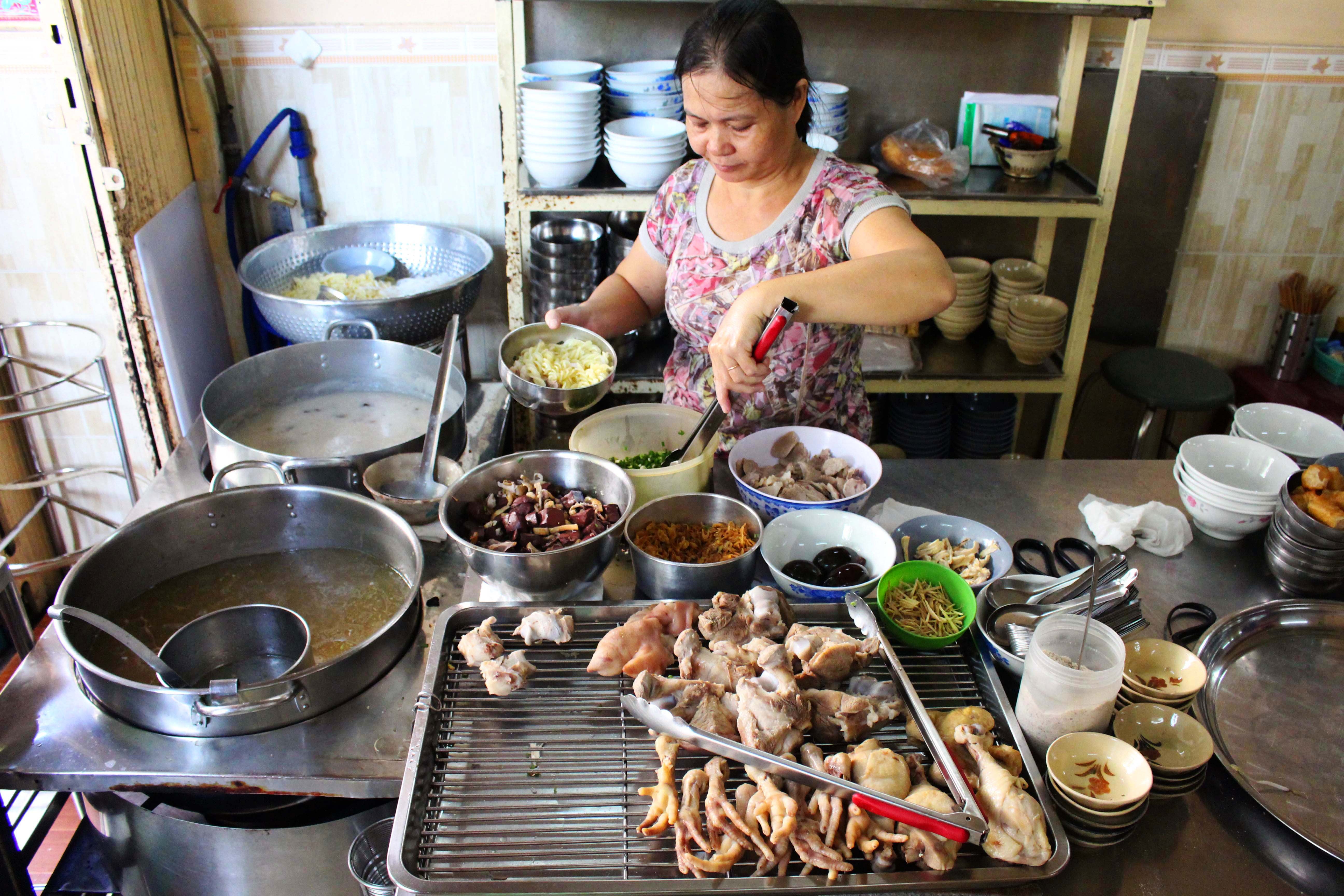 5 quan chao lau doi cua Sai thanh hinh anh