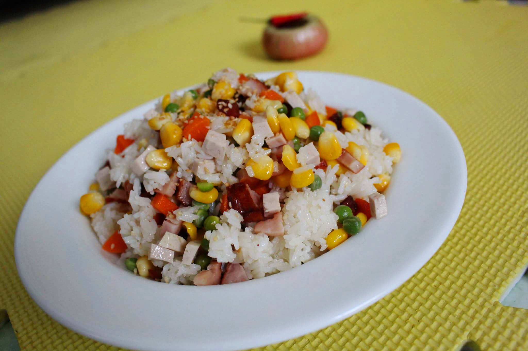 Cach lam com chien ngu sac thom ngon hinh anh