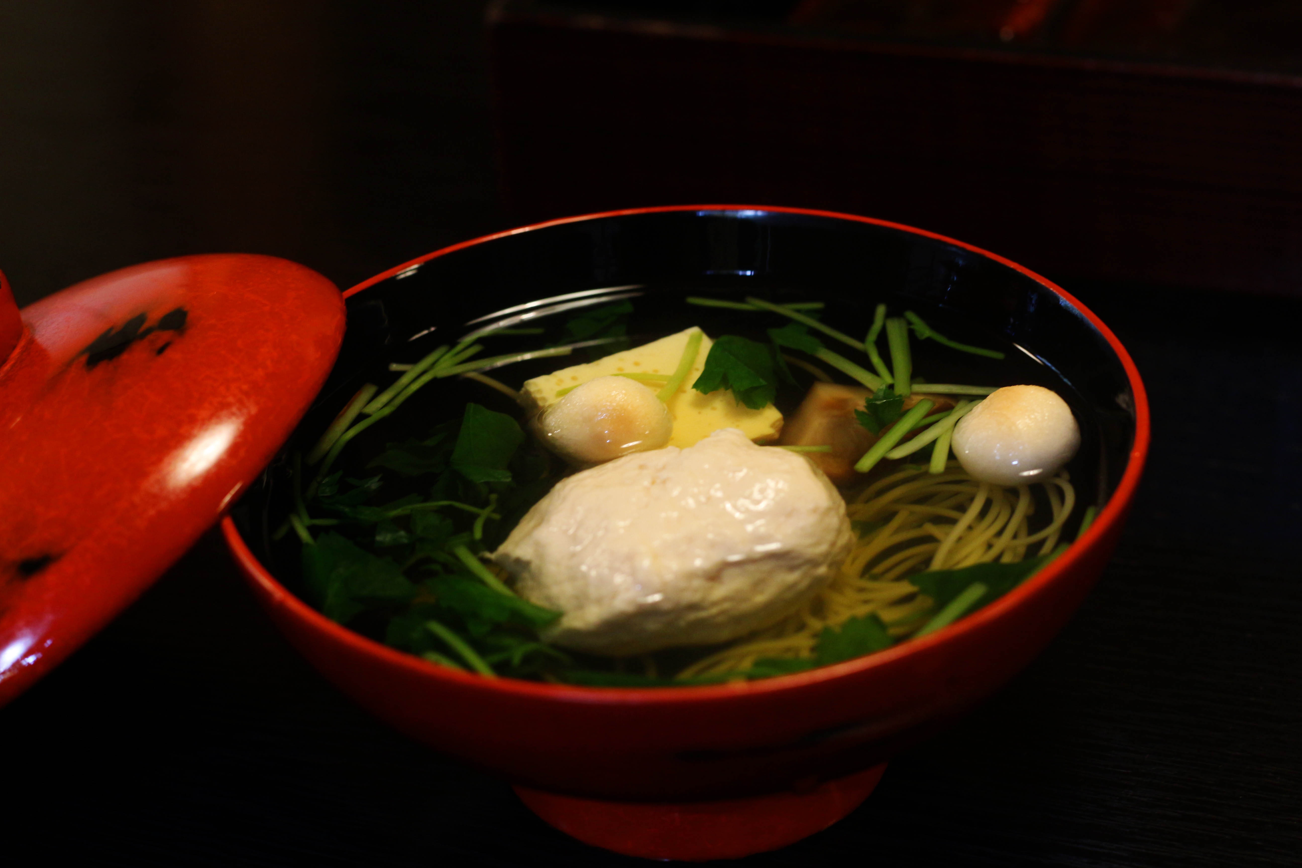 Cach nau canh ga vien dau hu non bo duong hinh anh