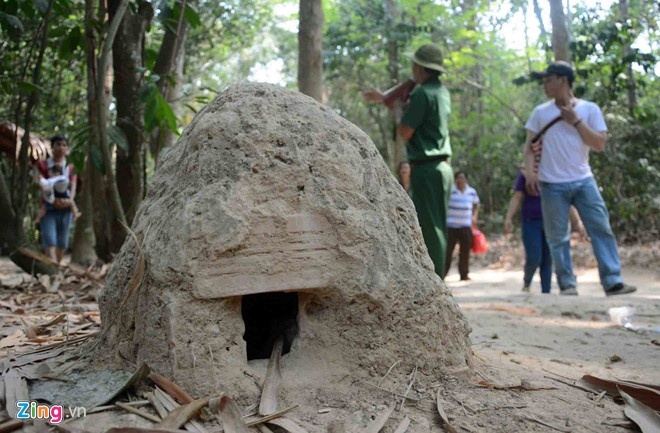nhung diem vui choi Tet Tay o TP.HCM anh 9