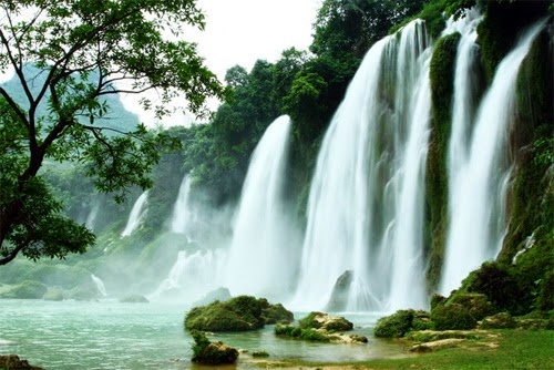 Kham pha 7 ngon thac Tay Nguyen dip Tet Tay hinh anh