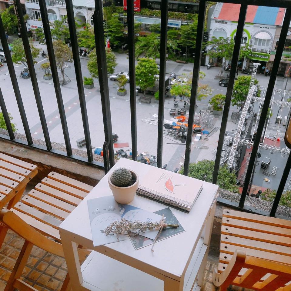 Nhung quan ca phe dep cho Giang sinh anh 1