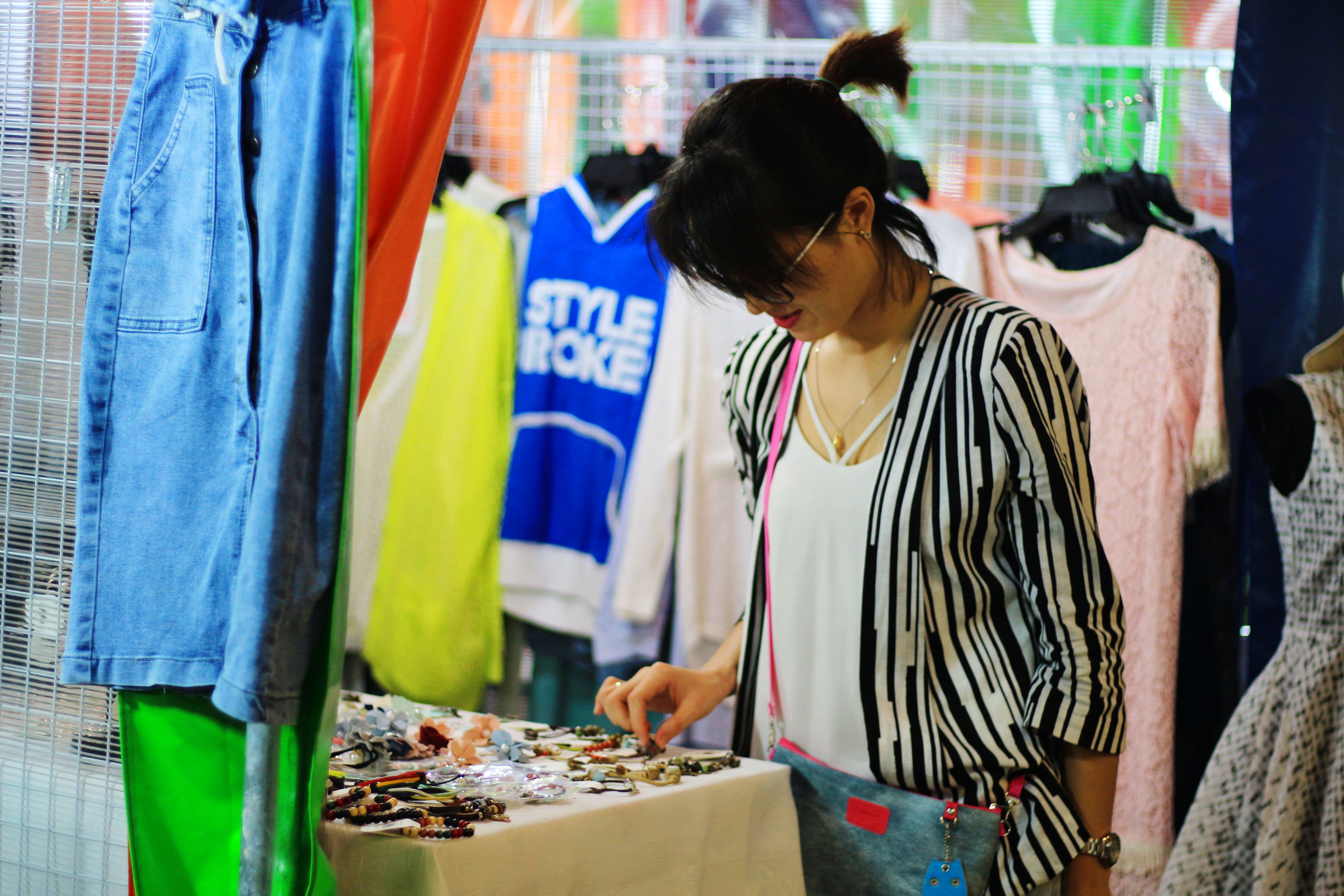 khu mua sắm đêm dành cho giới trẻ ảnh 13 khu mua sam dem danh cho gioi tre anh 13