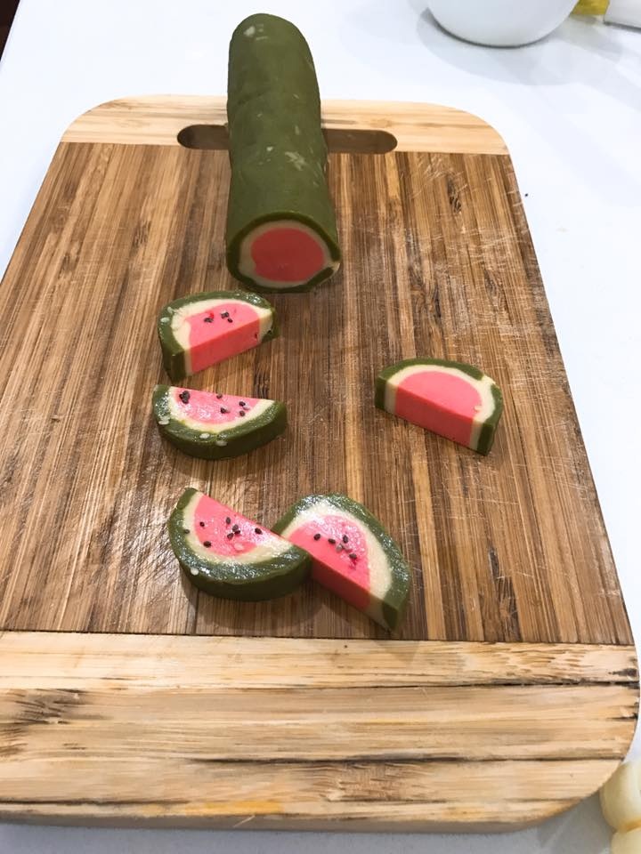 bánh cookies dưa hấu  ảnh 2 banh cookies dua hau anh 2