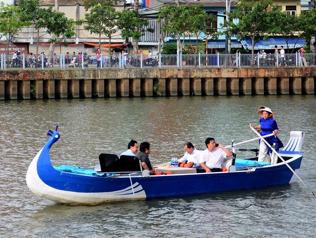Nhung hoat dong thu vi de don giao thua tai TP.HCM hinh anh
