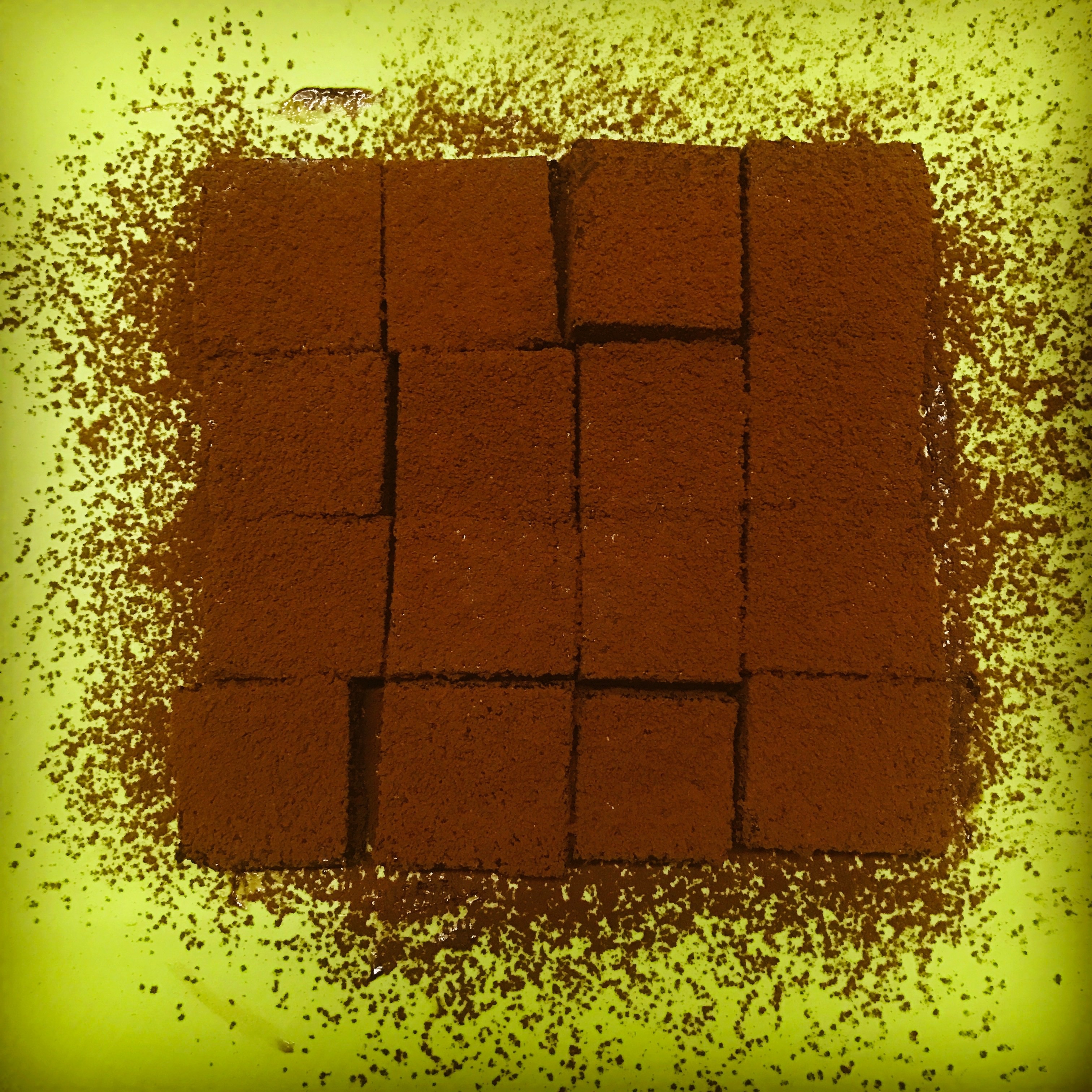 Cach lam chocolate cho ngay Valentine vua nhanh vua don gian hinh anh