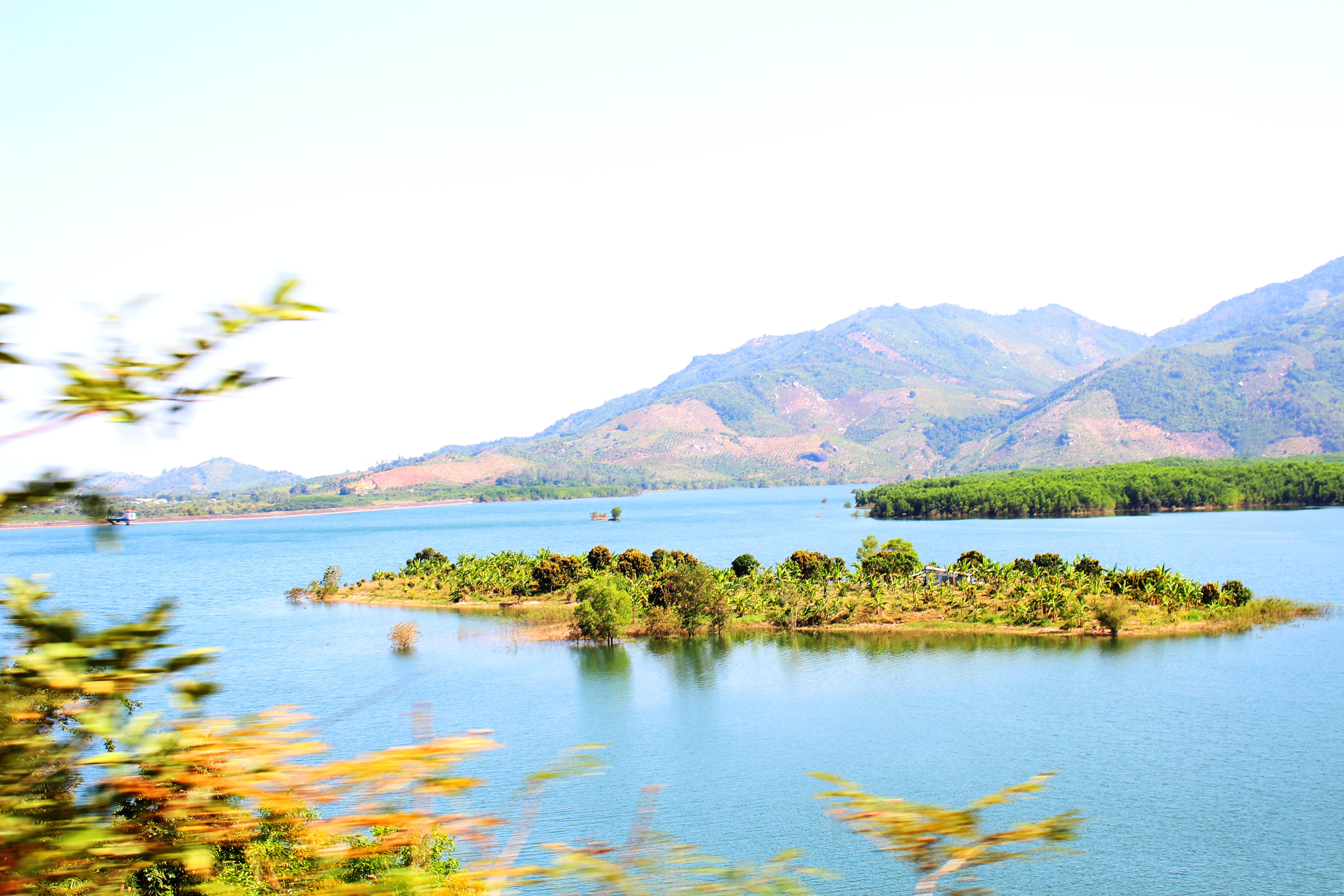 Thu tay lai o cung duong len Hon Ba - 'Da Lat xu bien Khanh Hoa' hinh anh
