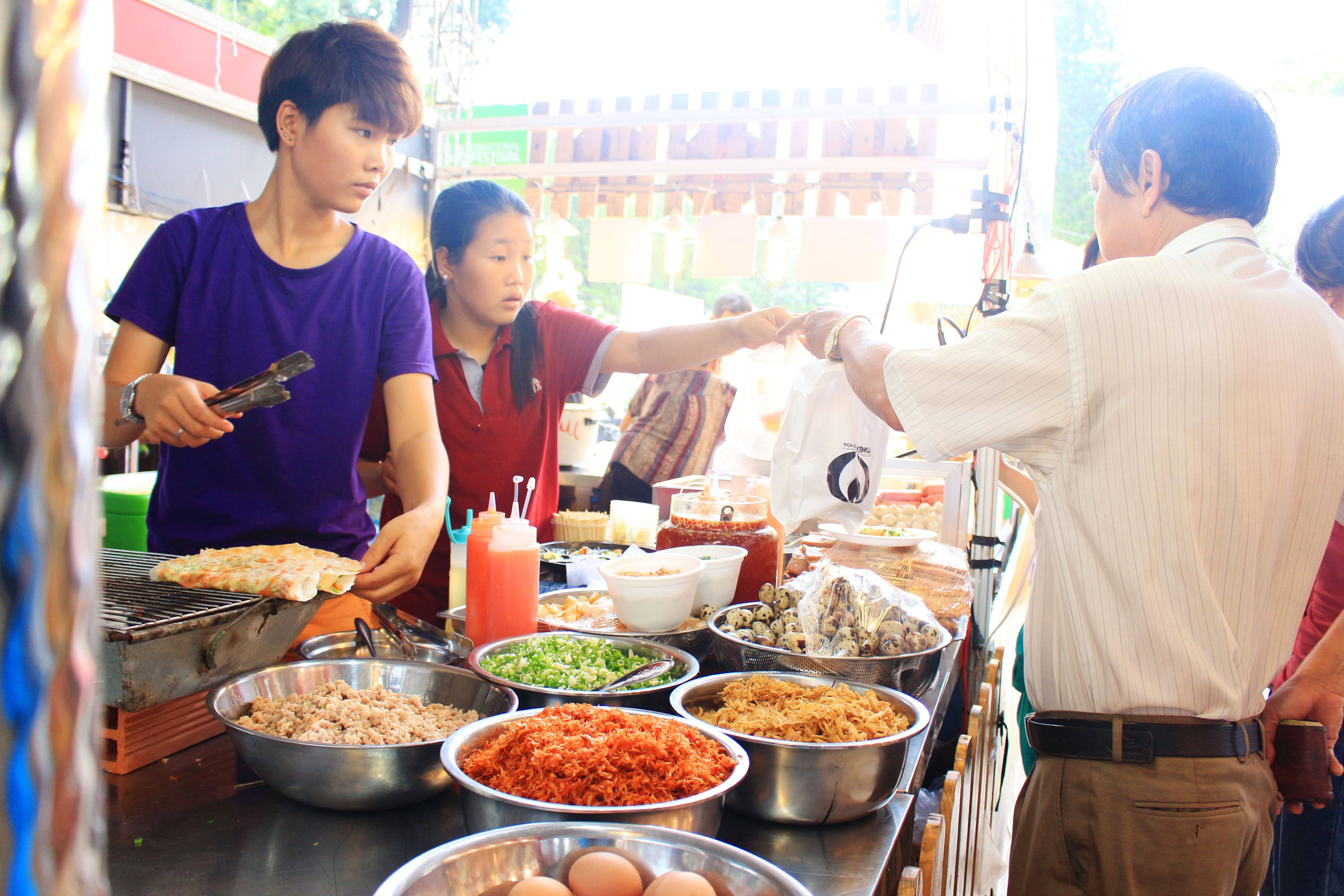 An gi o Sai Gon voi 10.000 dong anh 15