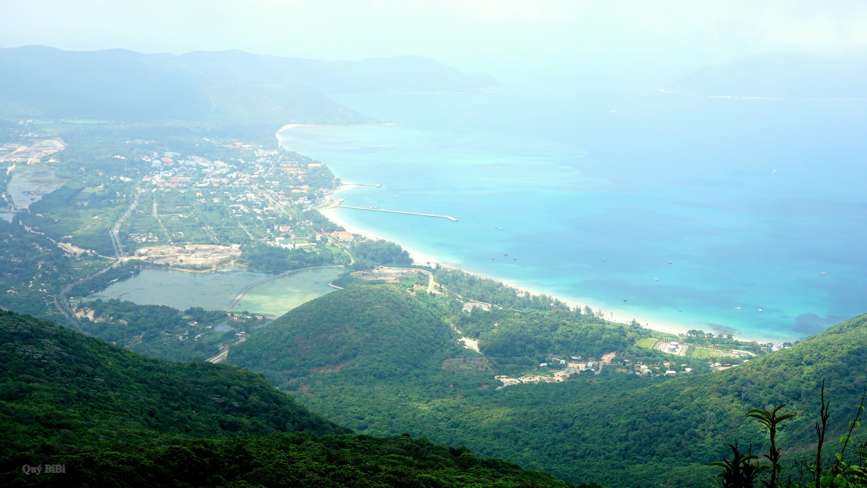 Thang 4 ve voi thien duong bien Con Dao hinh anh