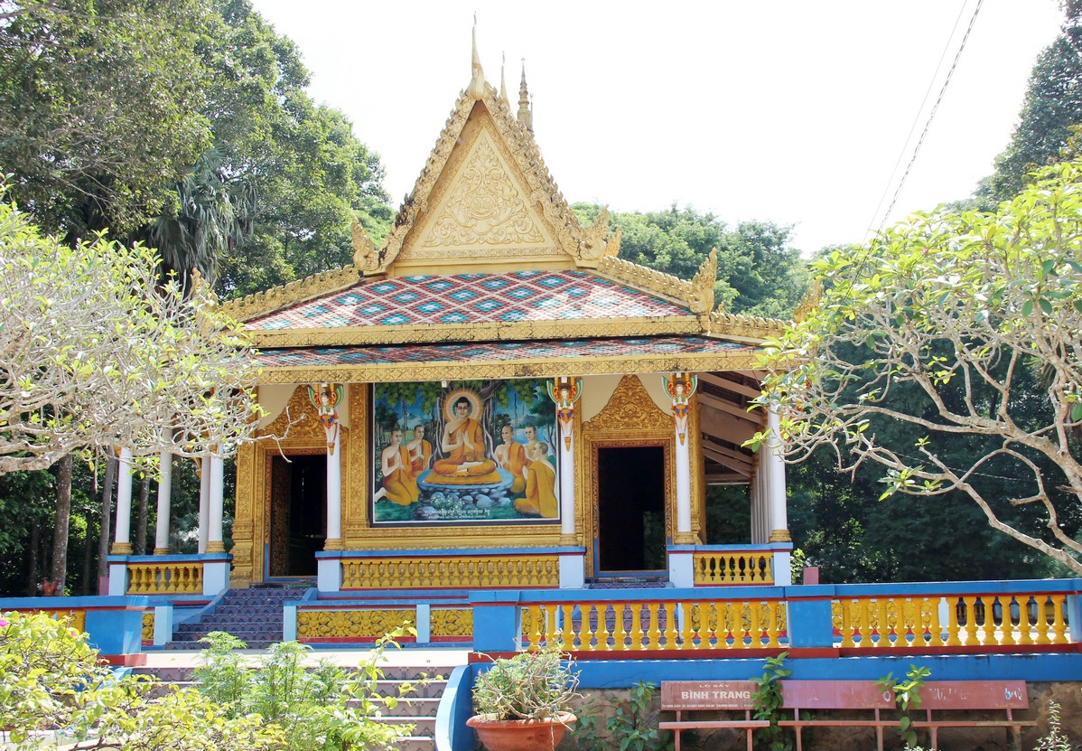 Len ke hoach kham pha 7 tinh mien Tay trong 4 ngay hinh anh