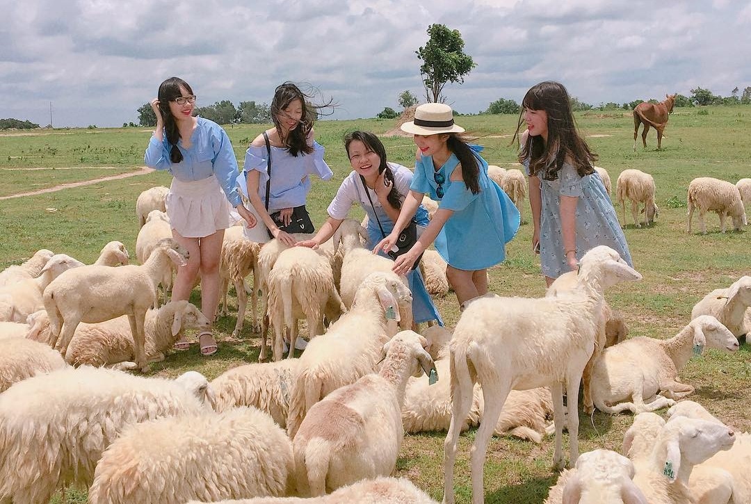 10 diem nghi dip le 30/4 va 1/5 voi mot trieu dong hinh anh