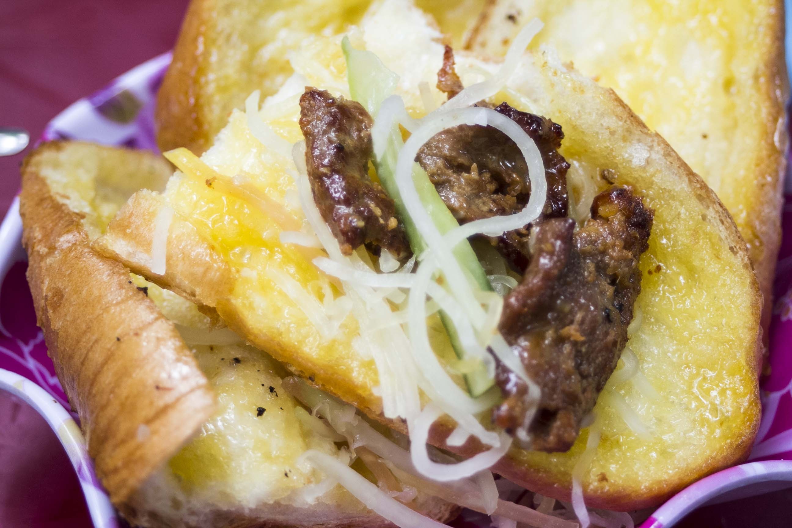 Quan xien bo nuong Campuchia dong khach duong Cong Quynh hinh anh