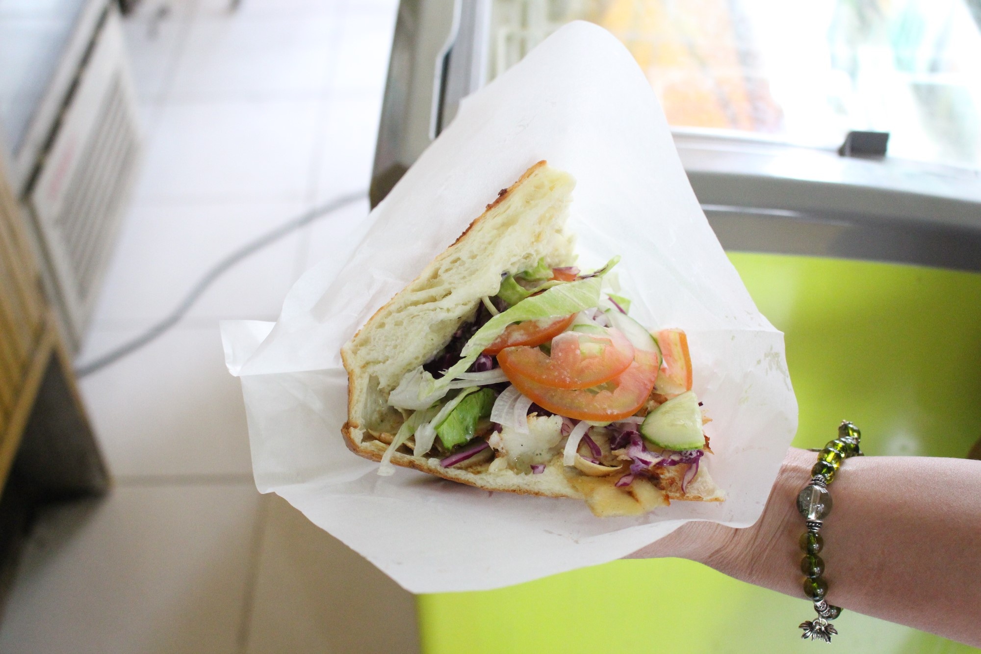 10 diem an vat hut khach quanh cho Vuon Chuoi anh 16