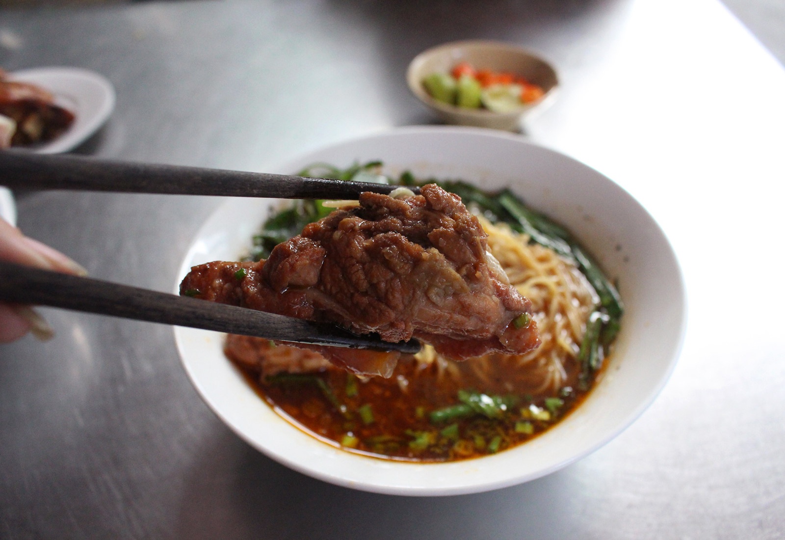 10 diem an vat hut khach quanh cho Vuon Chuoi anh 4