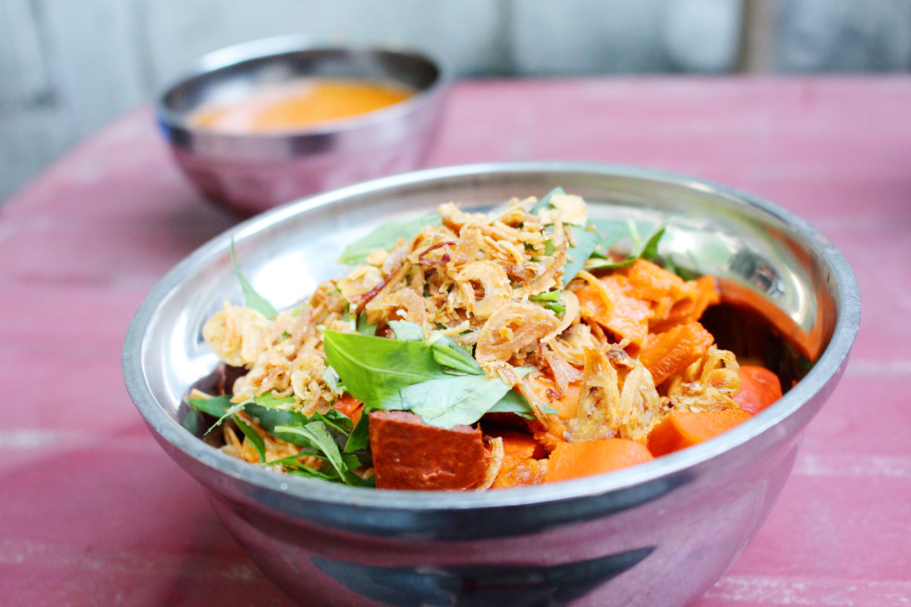 10 diem an vat hut khach quanh cho Vuon Chuoi anh 5