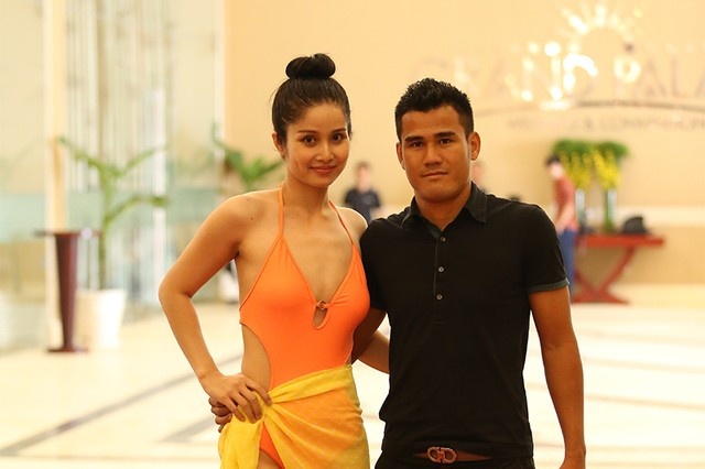 Phan Thanh Binh khong ghen khi vo chup anh nong hinh anh