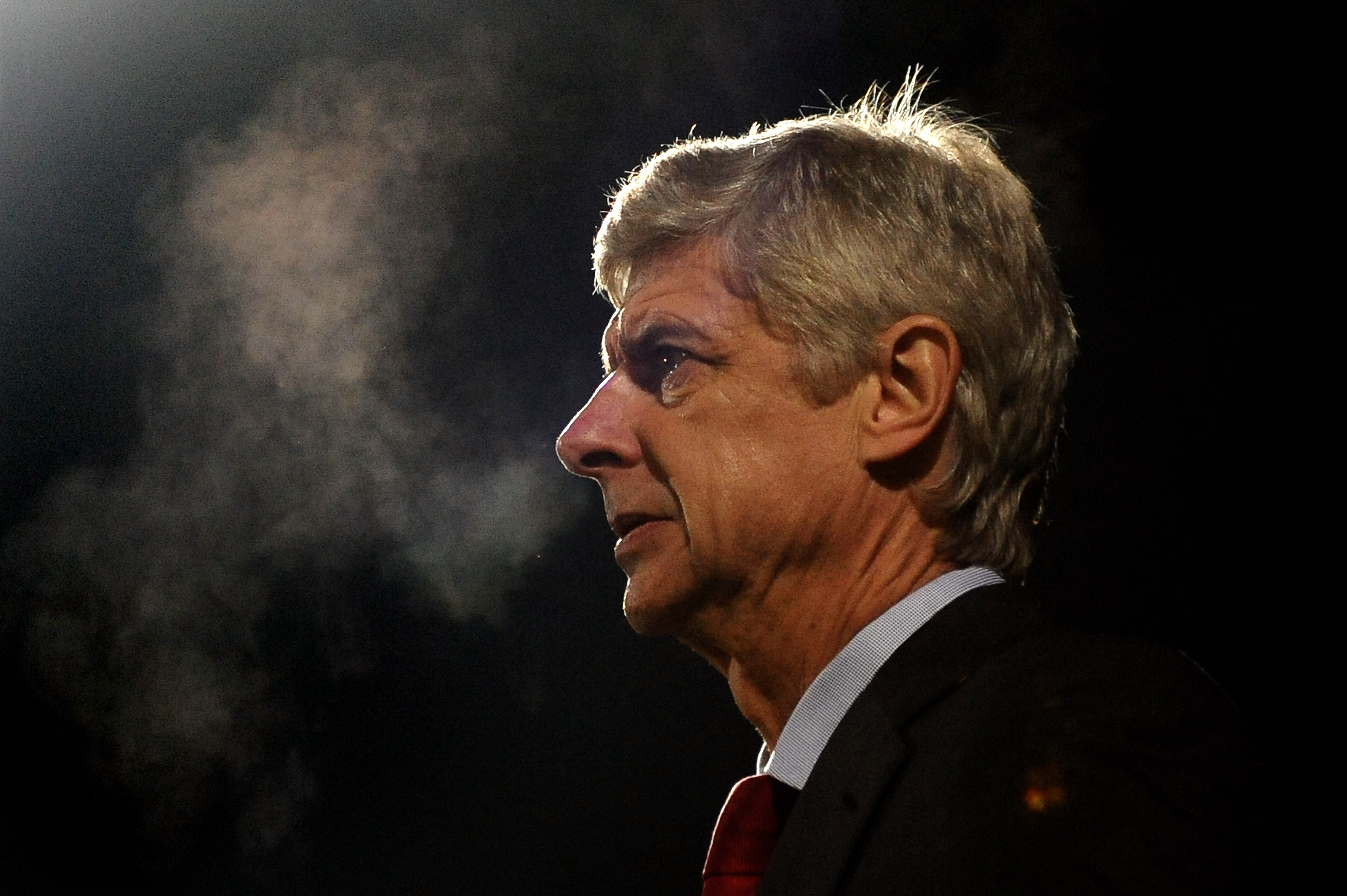 Arsenal dinh bao chan thuong o Champions League hinh anh