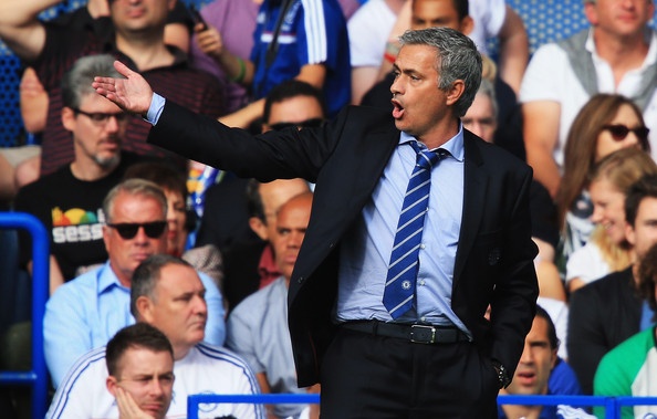 Mourinho: ‘Toi thich doi dau voi MU’ hinh anh