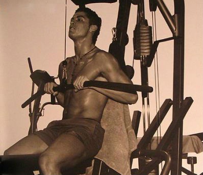 Kham pha phuong phap tap gym cua Ronaldo hinh anh