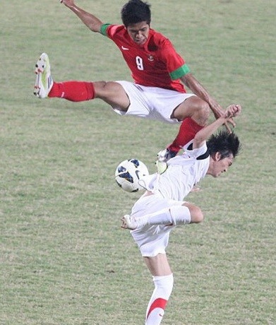 Indonesia 30 lan 'chat chem' cac cau thu U19 Viet Nam hinh anh