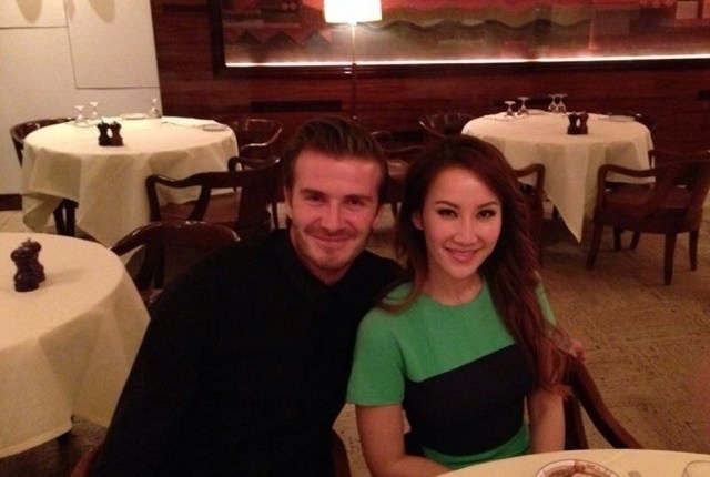 Becks hen ho cung nguoi dep Hong Kong hinh anh