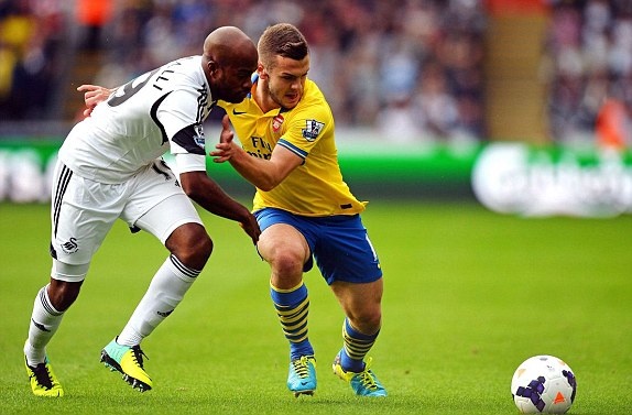 Arsenal vung chac ngoi dau nho 5 tran thang lien tiep hinh anh