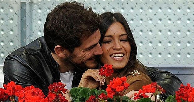 Choi sang, Casillas mua dao tang con trai hinh anh