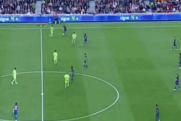 5 pha doc dien ghi ban kinh dien trong bong da hinh anh