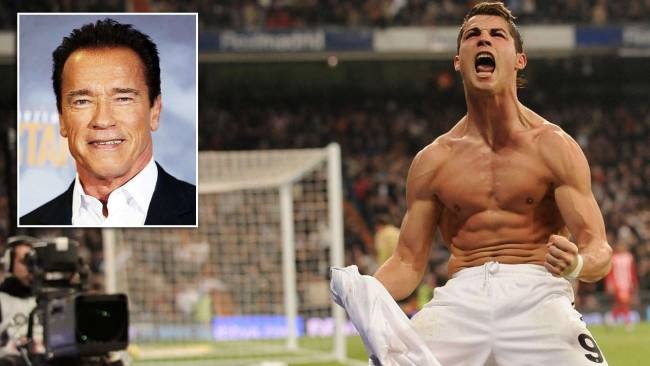 'Ke huy diet' khen ngoi co bap cua CR7 hinh anh