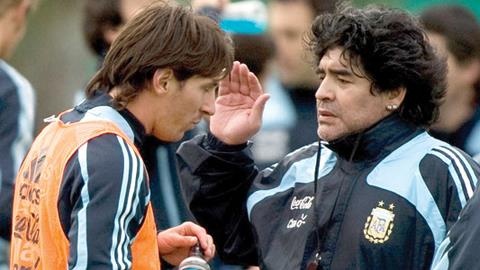 4 cau thu thuan chan trai hay nhat moi thoi dai hinh anh