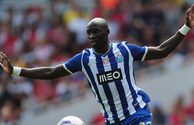 Cac 'ong lon' chau Au dai chien vi hau ve Porto hinh anh