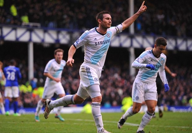 Mourinho tim ra vai tro moi cho Lampard hinh anh