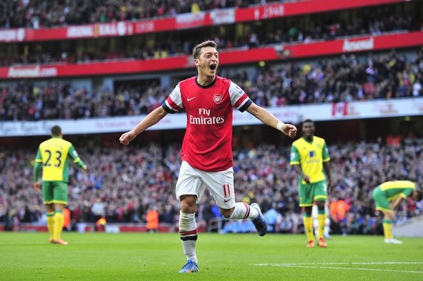 Arsenal co the vo dich Champions League khi co Oezil hinh anh