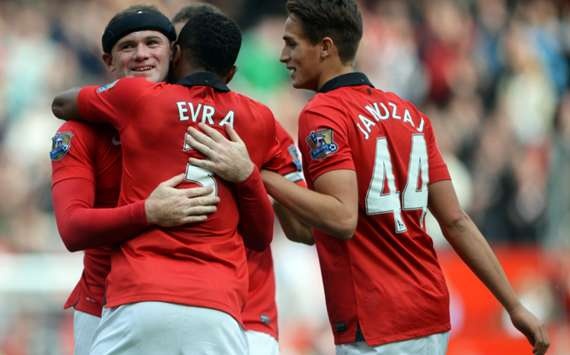 Fulham - MU: Quy do tiep da thang hoa hinh anh