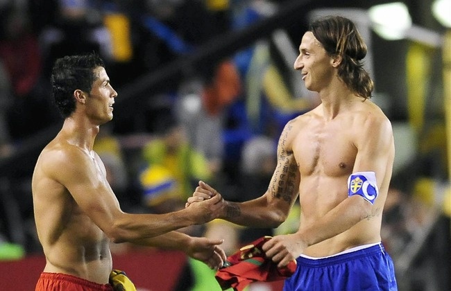 Ronaldo - Ibra: Tran so gang dang xem nhat nam 2013 hinh anh