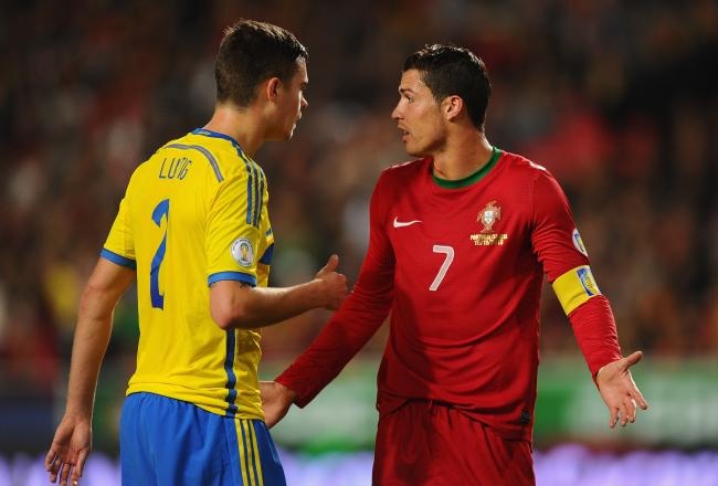 Nhung diem nong tran Thuy Dien – Bo Dao Nha hinh anh