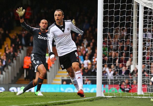 Messi phu nhan thong tin Barca mua Berbatov hinh anh