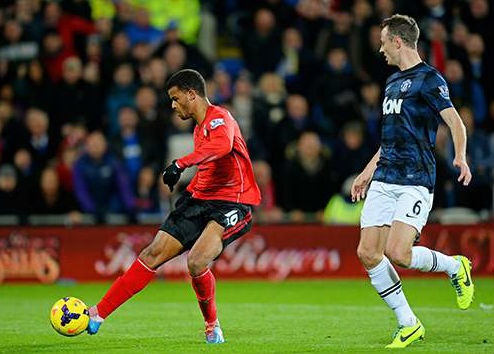 Cham diem Cardiff 2-2 MU: 4 sao danh cho Rooney hinh anh