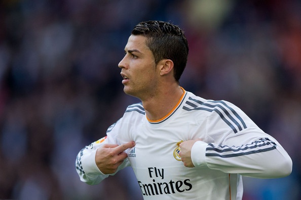 Zidane: 'Ronaldo la ga khong lo' hinh anh