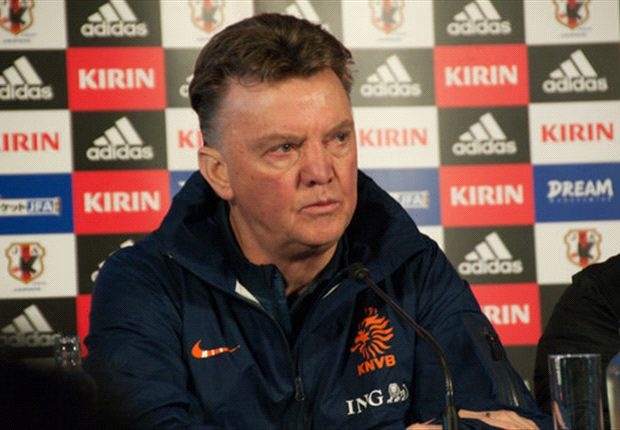 HLV Van Gaal lo lang cho DT Ha Lan hinh anh