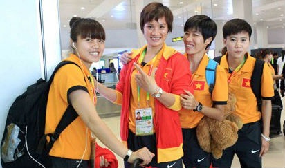 DT nu Viet Nam thang DT nu Lao 11-0 hinh anh